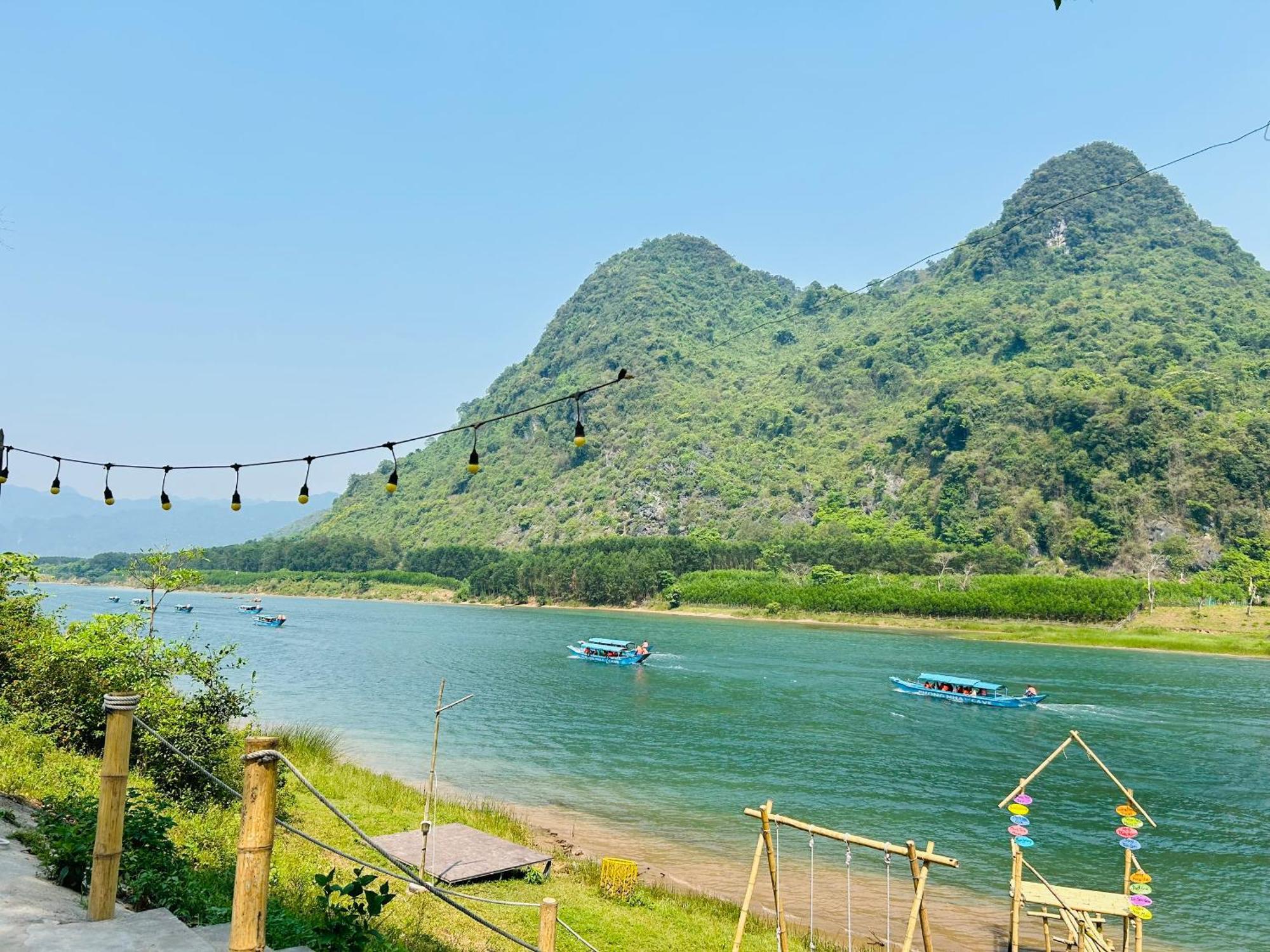 Son River House Фонг Нха Екстериор снимка